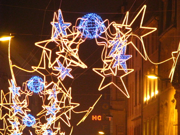 2007-12-24 17-37-49.JPG - Weihnachten in Thionville